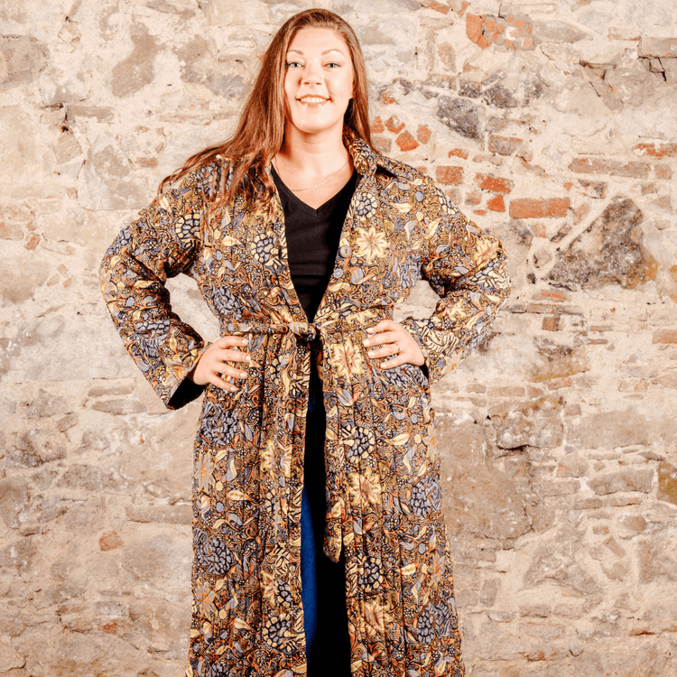 chaqueta bomber estampada mujer, bomber boho chic, chaqueta ligera polar, bomber new saari, chaqueta bohemia otoño invierno, bomber estampada casual, chaqueta arena formentera, bomber oversize mujer