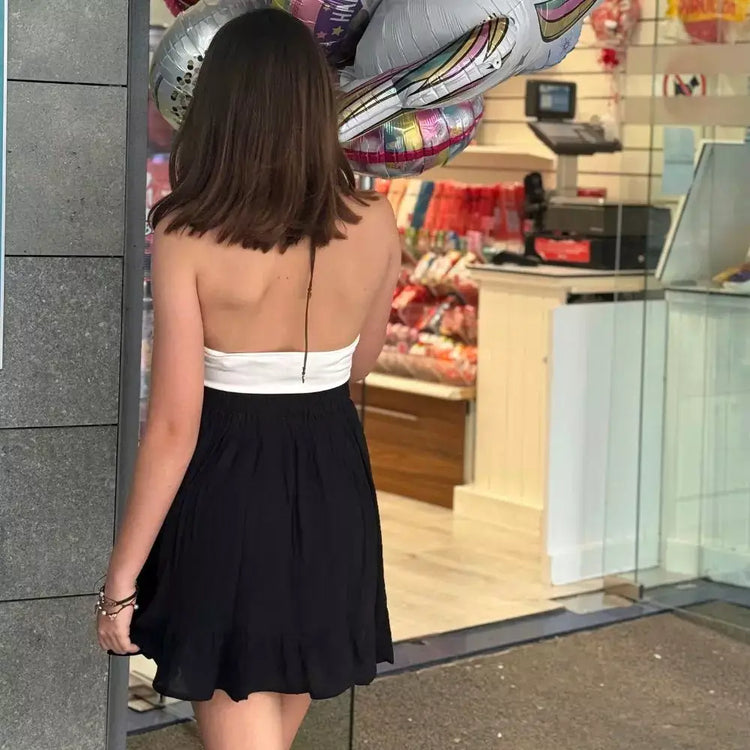 Arena Formentera x Sabbia Tulum falda corta bohemia en bambula ligera amarilla con vuelo fresco para mujer