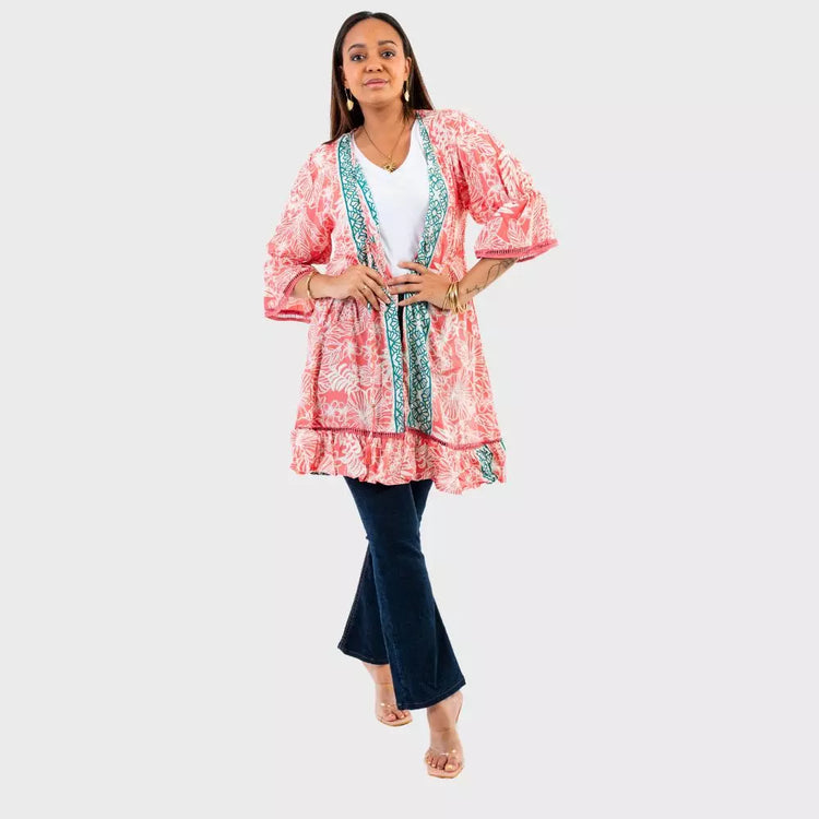 kimono bohemio, kimono mujer verano, kimono new saari, kimono seda india, kimono ligero con volantes, kimono oversize, kimono desabillé, kimono casual chic, kimono playa, kimono elegante mujer