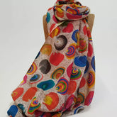 pashmina modal, pañuelo bohemio, pashmina estampada, accesorios mujer, pañuelo Mauro Guiberici, pashmina Arena Formentera, pañuelo elegante, pashmina ligera, pañuelo colorido, moda bohemia