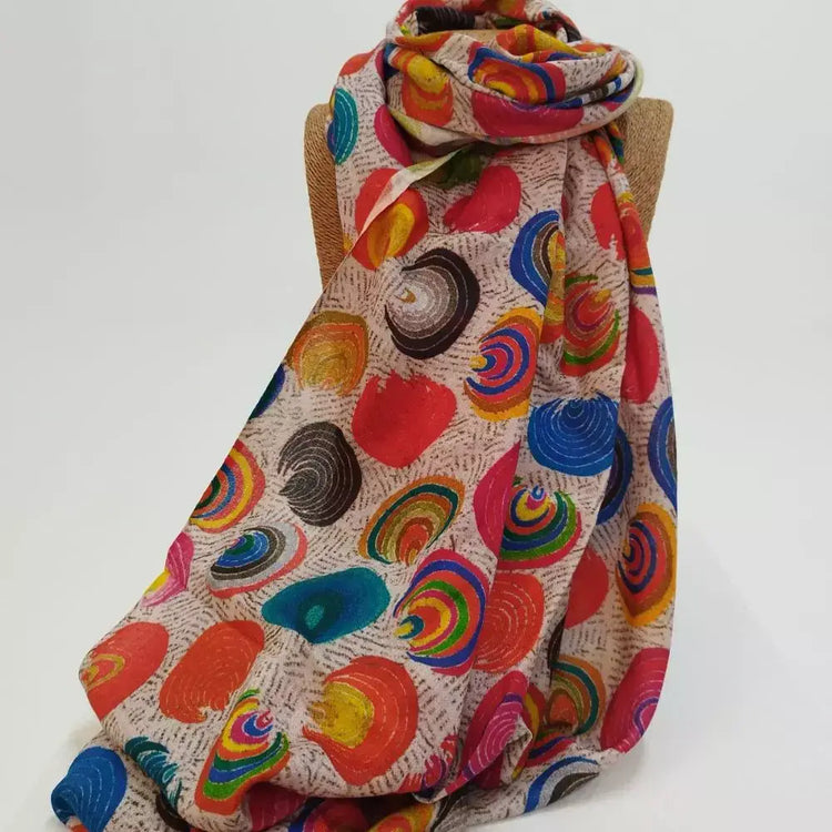 pashmina modal, pañuelo bohemio, pashmina estampada, accesorios mujer, pañuelo Mauro Guiberici, pashmina Arena Formentera, pañuelo elegante, pashmina ligera, pañuelo colorido, moda bohemia