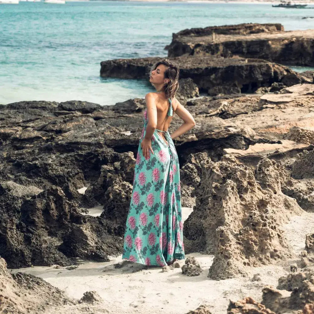 Vestido boho turquesa, Uma