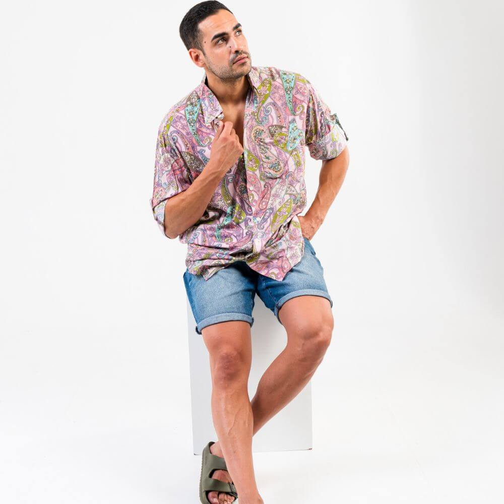 camisa bohemia hombre, camisa rayón estampada, camisa geométrica hombre, camisa verano ligera, moda ibicenca masculina, camisa oversize hombre Arena Formentera