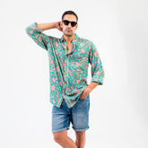 camisa bohemia hombre, camisa rayón estampada, camisa geométrica hombre, camisa verano ligera, moda ibicenca masculina, camisa oversize hombre Arena Formentera