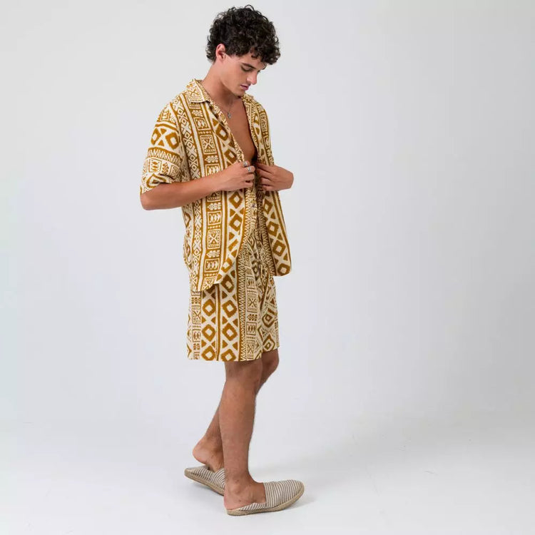 conjunto dos piezas camisas y bermudas hombre arena formentera
