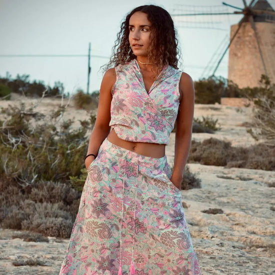 conjunto falda y top con capucha mujer arena formentera