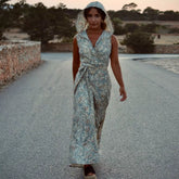 vestido largo con capucha mujer arena formentera