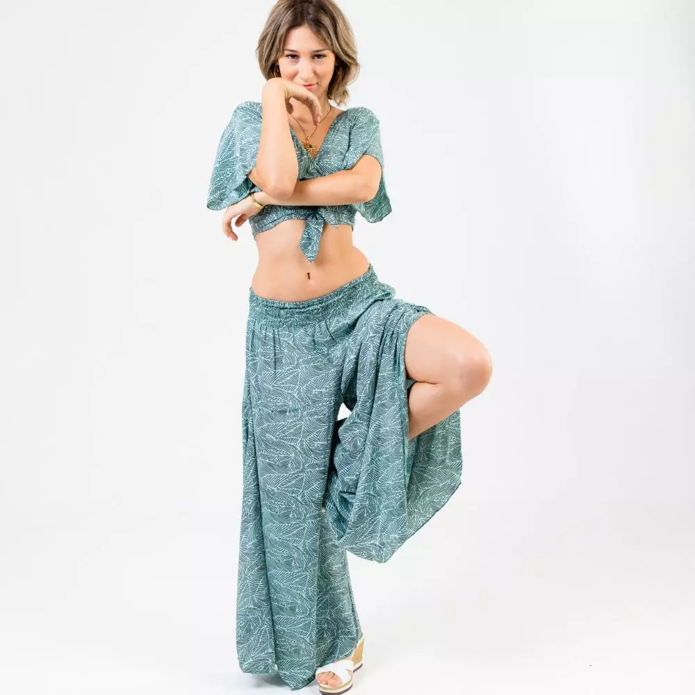 Conjunto top y pantalón en verde, Indara