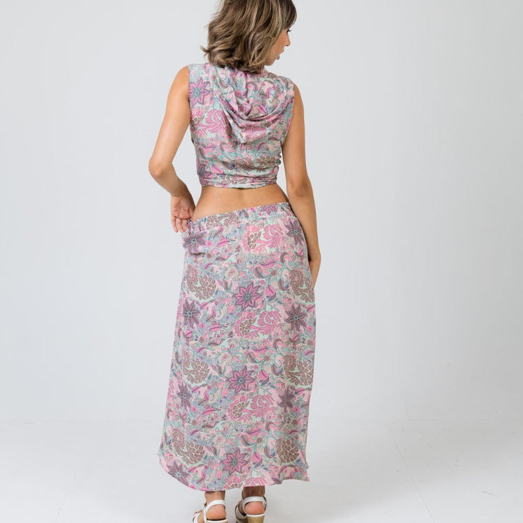 conjunto top con capucha y falda bohemio arena formentera