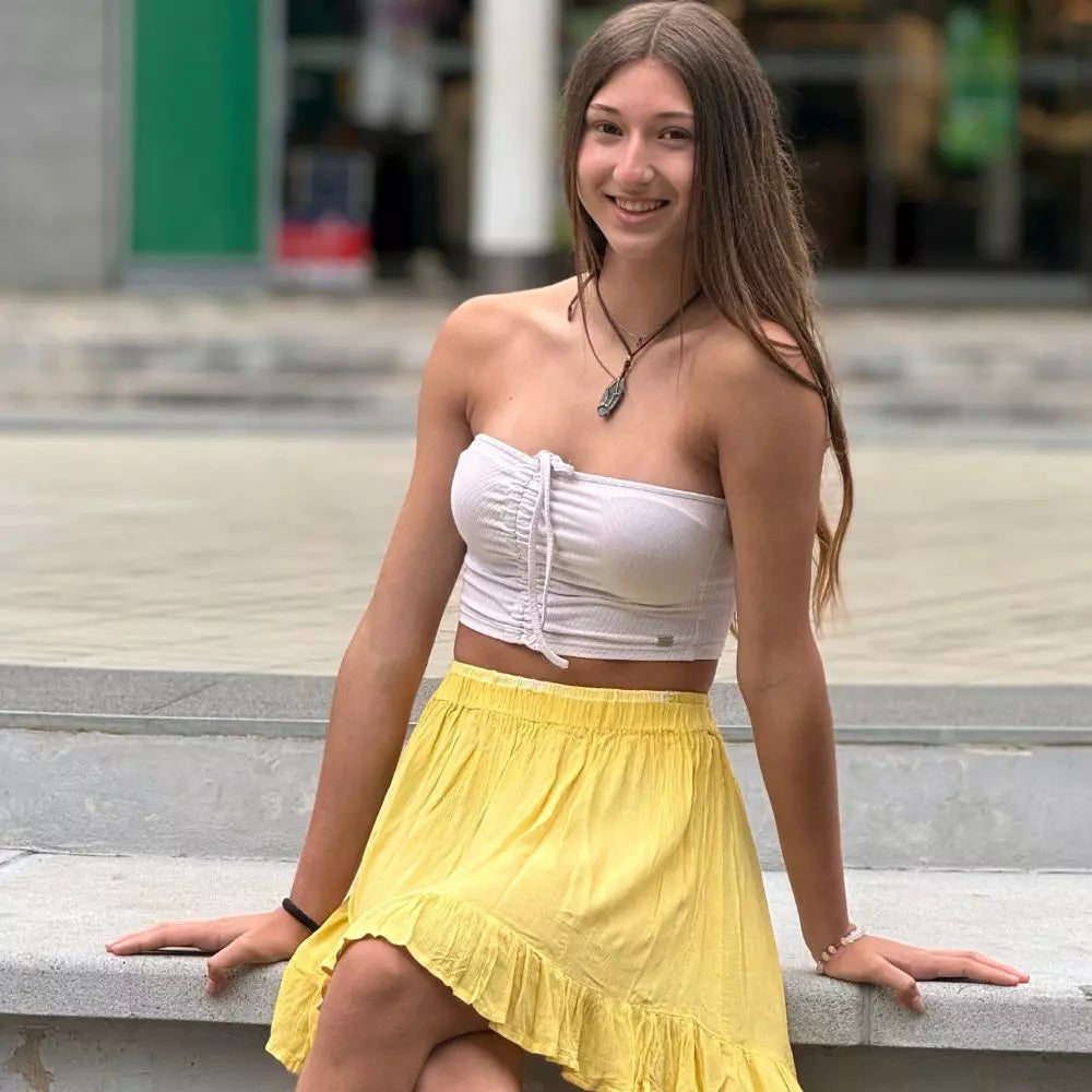 Falda amarillo, Sun