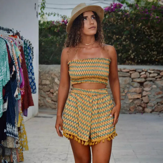 conjunto top bandeau y bermuda con pompones mujer teen arena formentera