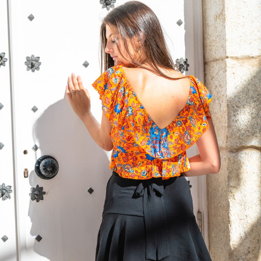 tops con volados mujer arena formentera
