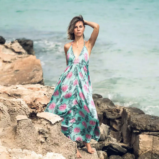 Vestido  boho flores, Uma