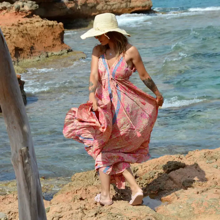 vestido bohemio con escote en la espalda mujer arena formentera