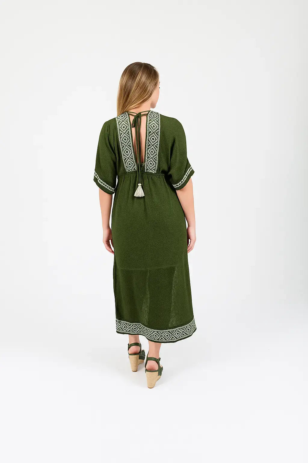 Vestido con manga mariposa, Sofía